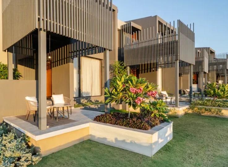 Villa with Garden & Forest View - View 1